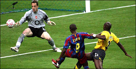 El gol del camerunès Samuel Eto'o va ser com un miracle i va fer possible arribar a la glòria, pocs minuts després.